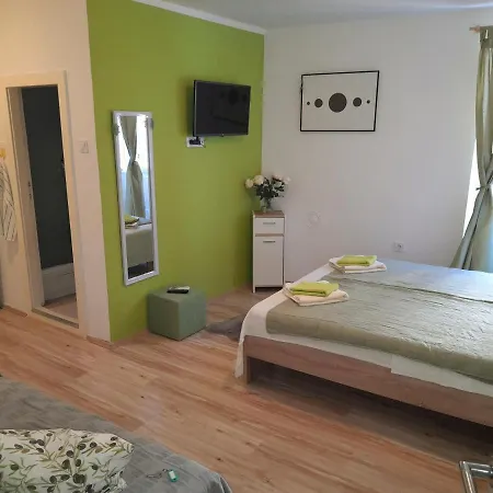 Studio Jenny Apartment